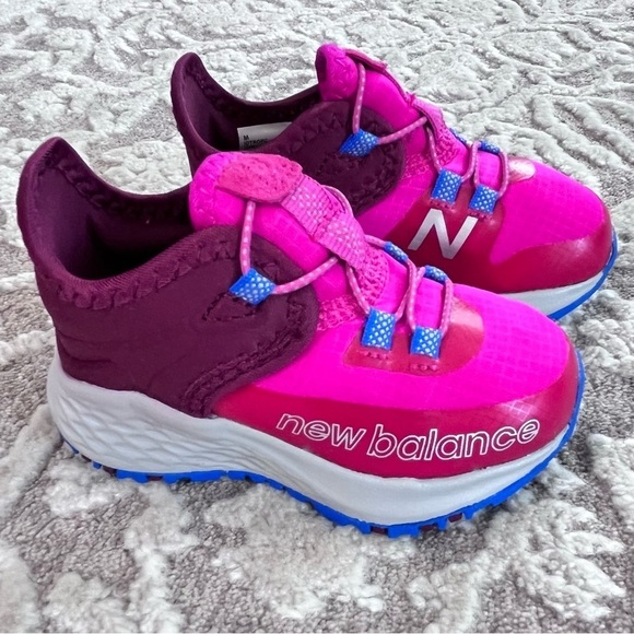 NEW w/Box New Balance Infant Fresh Foam Trail ROAV V1 Bungee - Picture 5 of 15